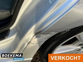 BMW 3-serie 318d High Exe. Leer Climate Navi Cruise PDC picture 11