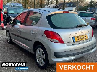 Peugeot 207 1.4 VTi Sublime 5-Drs Airco picture 3
