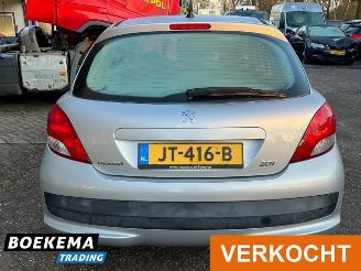 Peugeot 207 1.4 VTi Sublime 5-Drs Airco picture 14