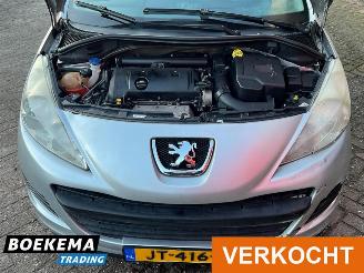 Peugeot 207 1.4 VTi Sublime 5-Drs Airco picture 10