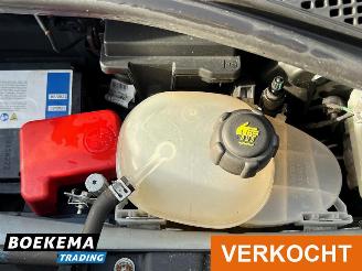 Renault Twingo 1.0 SCe Collection picture 12