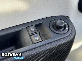 Renault Twingo 1.0 SCe Collection picture 30