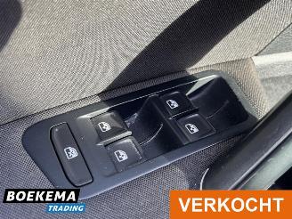 Volkswagen Golf 1.0 TSI Connected Navi Camera Cruise PDC picture 22