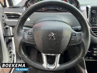Peugeot 2008 1.2 VTi Active Premium Navi Cruise Airco PDC Trekh. picture 20