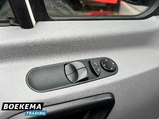 Volkswagen Crafter 35 2.0 TDI 9-Persoons Rolstoellift Airco Cruise picture 15