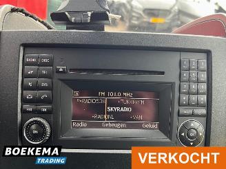 Volkswagen Crafter 35 2.0 TDI 9-Persoons Rolstoellift Airco Cruise picture 19