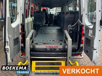 Volkswagen Crafter 35 2.0 TDI 9-Persoons Rolstoellift Airco Cruise picture 6