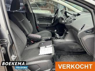 Ford Fiesta 1.5 TDCi Titanium Stoelverw. Climate PDC Trekhaak picture 12