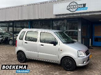 Vaurioauto  passenger cars Suzuki Wagon-R+ 1.0 Trend Trekhaak 2006/8