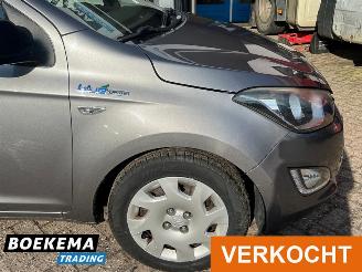 Hyundai I-20 1.2i Business Edition Airco 5-Deurs picture 9