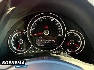 Volkswagen Beetle 1.2 TSI Design Stoelverwarming Airco Cabrio picture 20