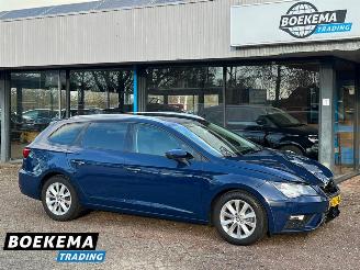 Schadeauto Seat Leon 1.0 TSI DSG Navi Clima Cruise Carplay Style Business Intense 2019/2