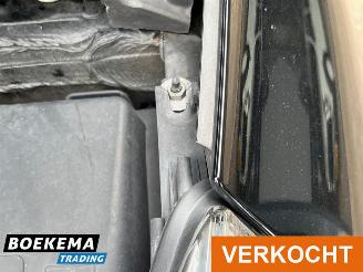 Renault Clio 0.9 TCe ECO Night&Day Navigatie Airco picture 10