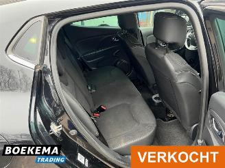 Renault Clio 0.9 TCe ECO Night&Day Navigatie Airco picture 17