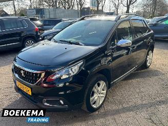 Peugeot 2008 1.2 PureTech Allure Navigatie Camera Climate picture 4
