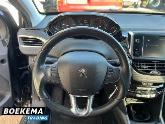 Peugeot 2008 1.2 PureTech Allure Navigatie Camera Climate picture 22