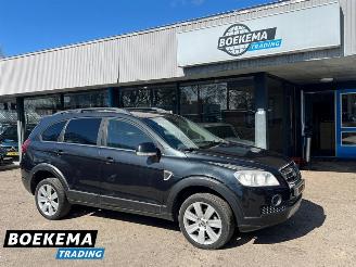 krockskadad bil auto Chevrolet Captiva 2.4i Executive 7-Peroons Leer Stoelverw Navigatie Climate 2009/3