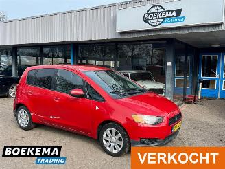 skadebil auto Mitsubishi Colt 1.3 Edition Two Airco Cruise 2010/11