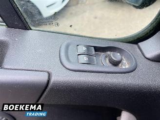 Renault Master T33 2.3 dCi L1H2 Navigatie Airco Cruise Schuifdeur picture 10