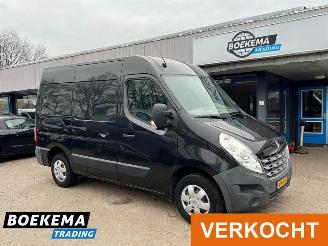 krockskadad bil bedrijf Renault Master T33 2.3 dCi L1H2 Navigatie Airco Cruise Schuifdeur 2013/3
