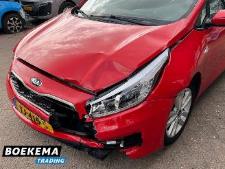 Kia Cee d cee'd 1.0 T-GDi ComfortPlusLine Navigator picture 6