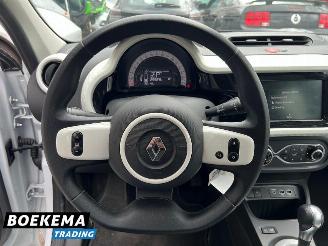 Renault Twingo R80 E-Tech Equilibre 22 kWh Navigatie Cruise picture 18