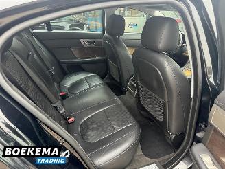 Jaguar XF 3.0 V6 Premium Luxury AUT Keyless Climate Cruise picture 14