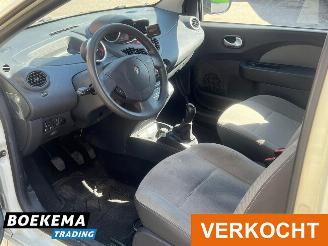 Renault Twingo 1.5 dCi Collection Airco Cruise picture 6