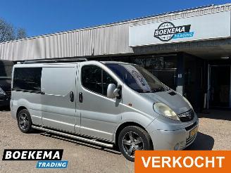 skadebil bedrijf Opel Vivaro 2.0 CDTI L2 Automaat Airco Navigatie Trekhaak PDC 2008/11