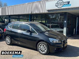 damaged passenger cars BMW 2-serie 218d Active Tourer Sport Automaat Keyless Navigatie 2015/6
