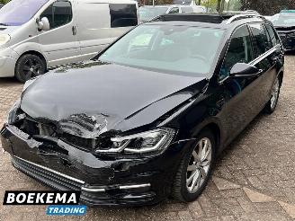 Volkswagen Golf 1.4 TSI 150PK Highline DSG Panorama Virtual Stoel/Stuurverw Massage Camera Trekhaak picture 4