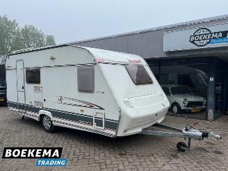 skadebil auto Beyerland Captur Sprinter Sport 470TKM Stapelbed 2005/10