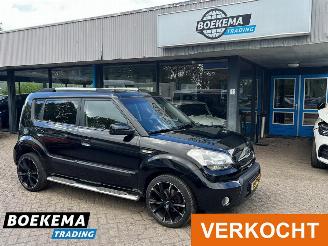 krockskadad bil auto Kia Soul 1.6 X-tra Airco 2010/12