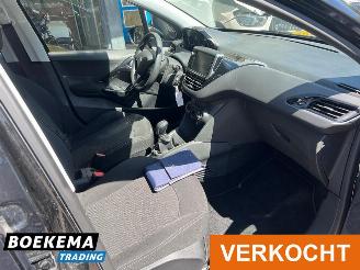 Peugeot 208 1.2 PureTech Active Navigatie Airco Cruise picture 21