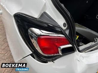 Opel Corsa 1.4 Online Edition Navigatie Airco Cruise 5-Deurs LMV picture 14