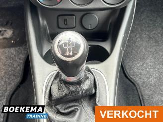 Opel Corsa 1.4 Online Edition Navigatie Airco Cruise 5-Deurs LMV picture 25