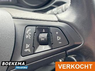 Opel Corsa 1.4 Online Edition Navigatie Airco Cruise 5-Deurs LMV picture 28