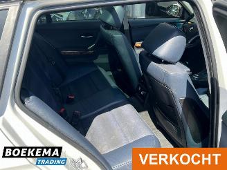 BMW 3-serie 330xd Dynamic Exe Automaat Panorama Climate Cruise Navigatie picture 21