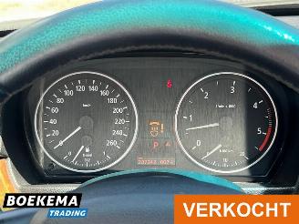 BMW 3-serie 330xd Dynamic Exe Automaat Panorama Climate Cruise Navigatie picture 25