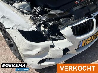 BMW 3-serie 330xd Dynamic Exe Automaat Panorama Climate Cruise Navigatie picture 9