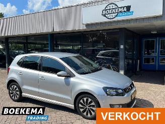 Vaurioauto  passenger cars Volkswagen Polo 1.2 TDI BlueMotion Navigatie Airco Cruise 2013/12