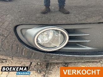 Volkswagen Golf 1.2 TSI Tour 6 bak Navi Cruise Airco picture 6