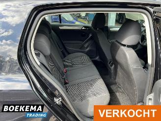Volkswagen Golf 1.2 TSI Tour 6 bak Navi Cruise Airco picture 17