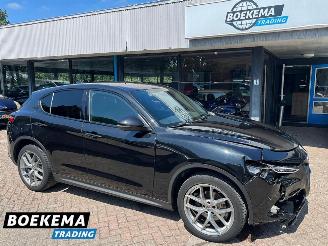 damaged passenger cars Alfa Romeo Stelvio 2.0 T AWD Super Stoel-/Stuur Verwarming Memory Keyless 2018/6