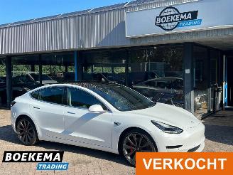 skadebil auto Tesla Model 3 Performance AWD 75 kWh Dual Motor Panorama 2019/12