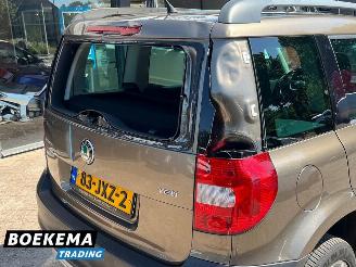 Skoda Yeti 1.8 TSI Ambition 4x4 Navi Trekhaak Airco picture 8