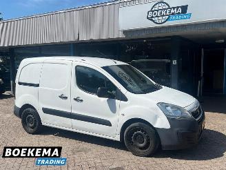 krockskadad bil bedrijf Peugeot Partner 120 1.6 HDi 75 XR Airco Schuifdeur Trekhaak 2016/10