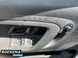 Skoda Fabia 1.4 RS 179PK DSG Open-dak Navigatie Clima picture 13