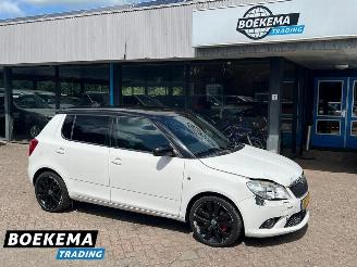 skadebil auto Skoda Fabia 1.4 TSI RS DSG Open-dak Navigatie Clima 2011/6