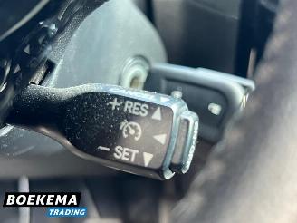 Peugeot 108 1.0 e-VTi Allure Cruise-Control Airco Elektrische ramen picture 25